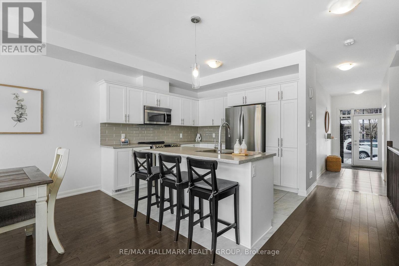 129 Turquoise Street, Clarence-Rockland, Ontario  K4K 0L6 - Photo 7 - X12930330