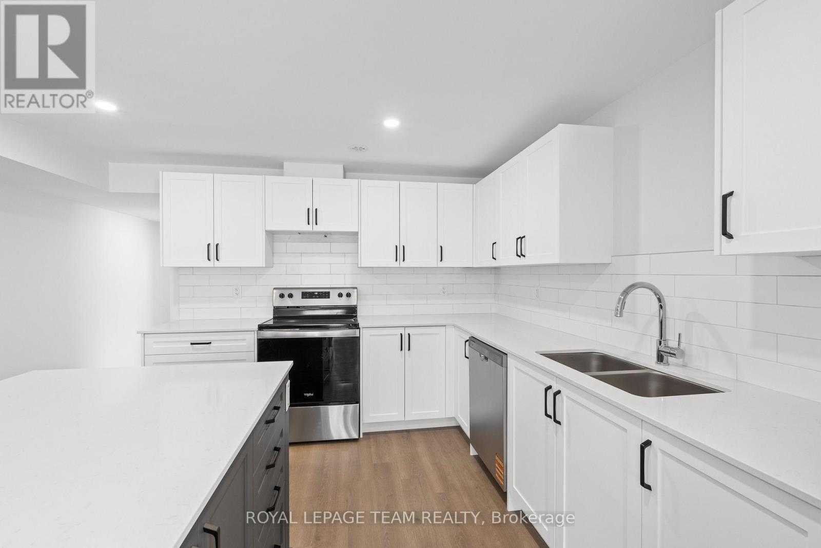 2 - 1108 Moore Street, Brockville, Ontario  K6V 0H2 - Photo 8 - X12930390