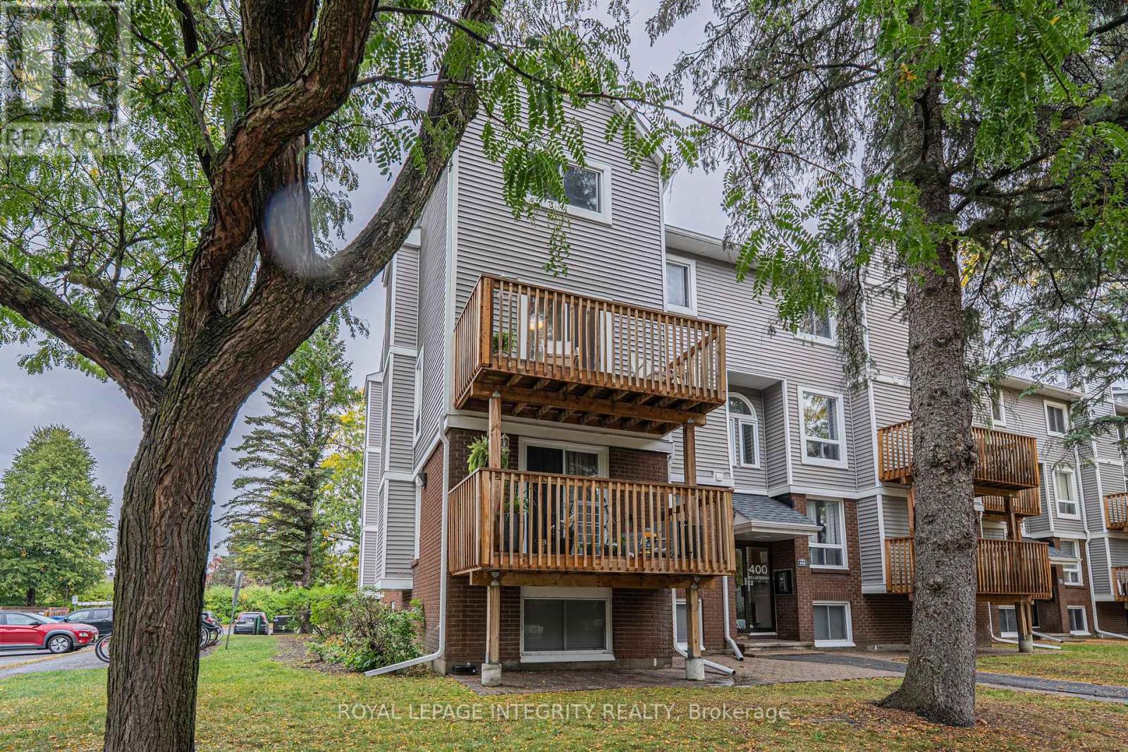 5 - 400 Fenerty Court, Ottawa, Ontario  K2L 3A9 - Photo 2 - X12930392
