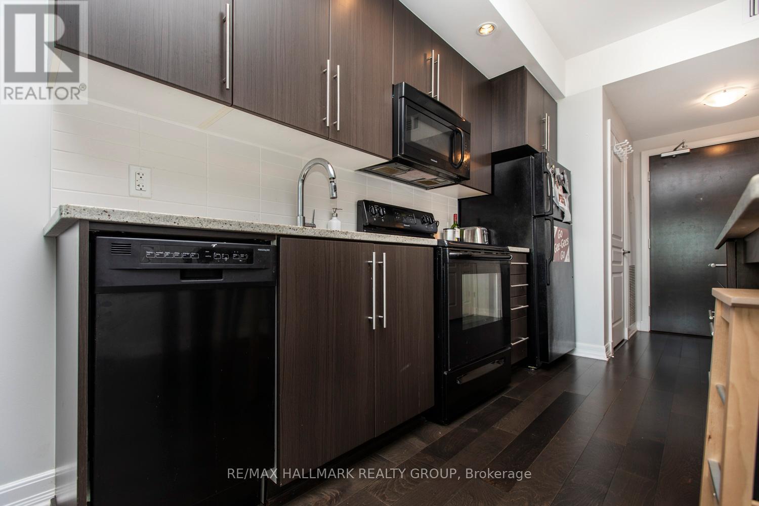 807 - 238 Besserer Street, Ottawa, Ontario  K1N 6B1 - Photo 10 - X12930402