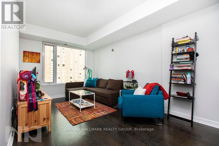 807 - 238 Besserer Street, Ottawa, Ontario  K1N 6B1 - Photo 3 - X12930402