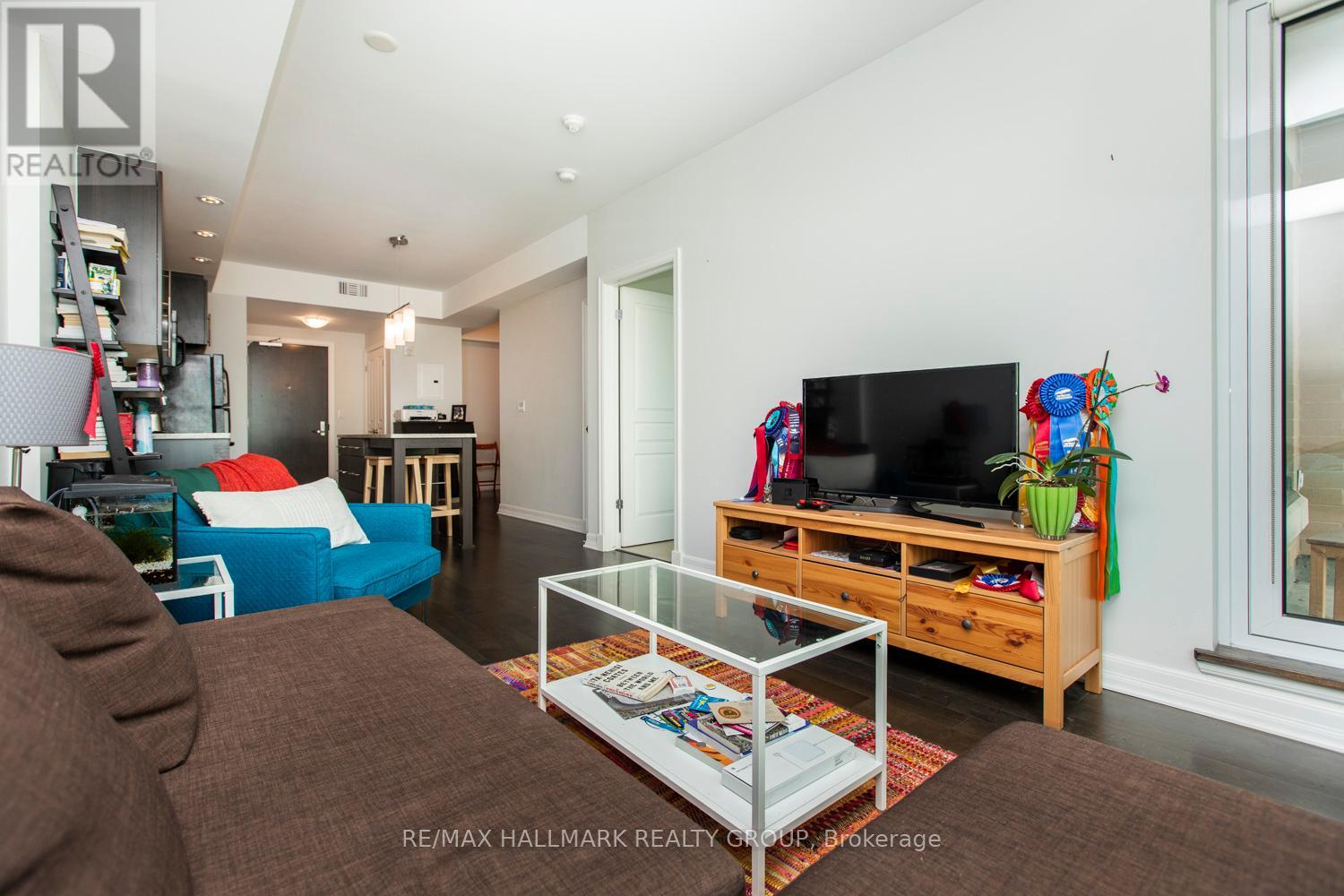 807 - 238 Besserer Street, Ottawa, Ontario  K1N 6B1 - Photo 5 - X12930402