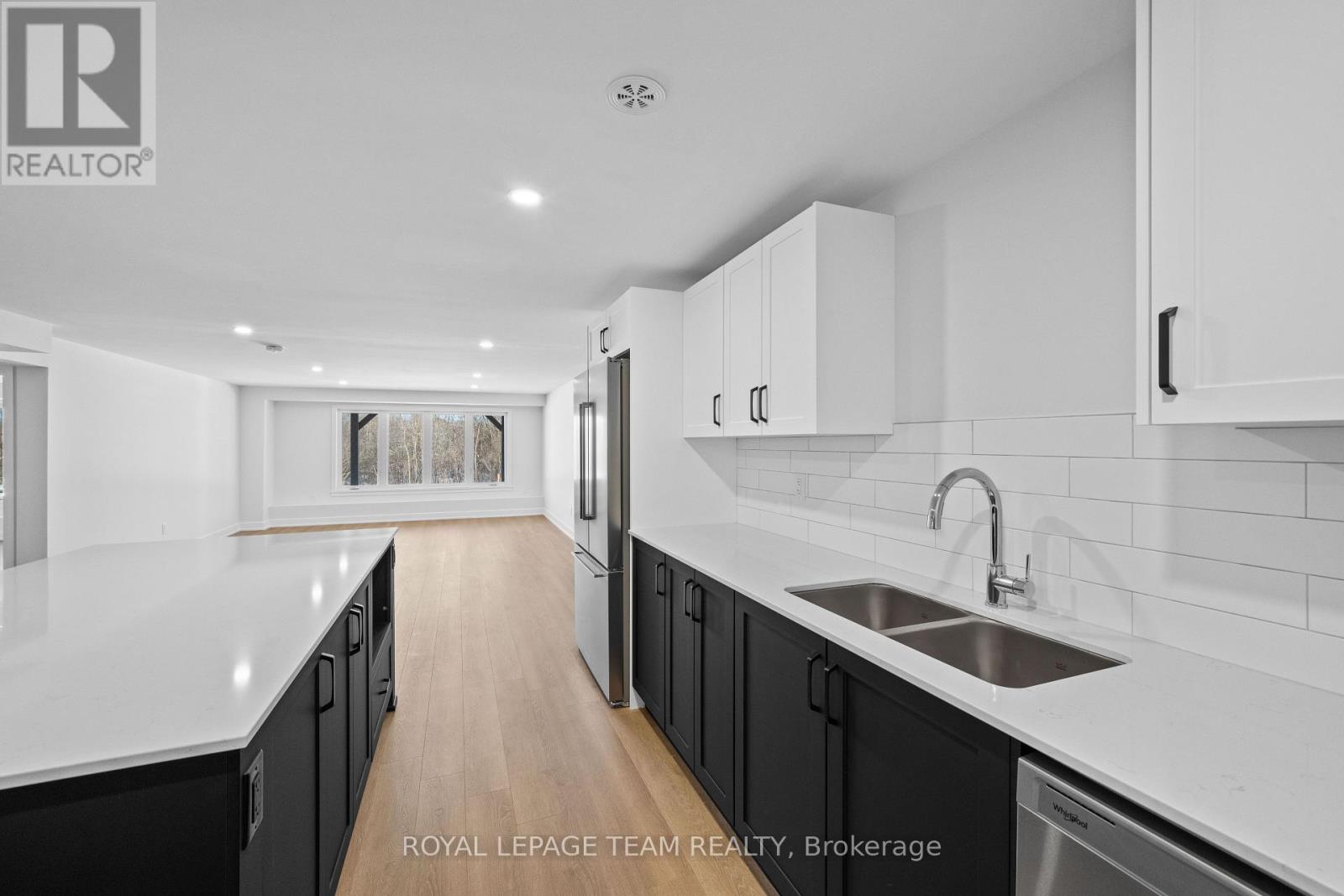 2 - 1116 Moore Street, Brockville, Ontario  K6V 0H2 - Photo 9 - X12930404