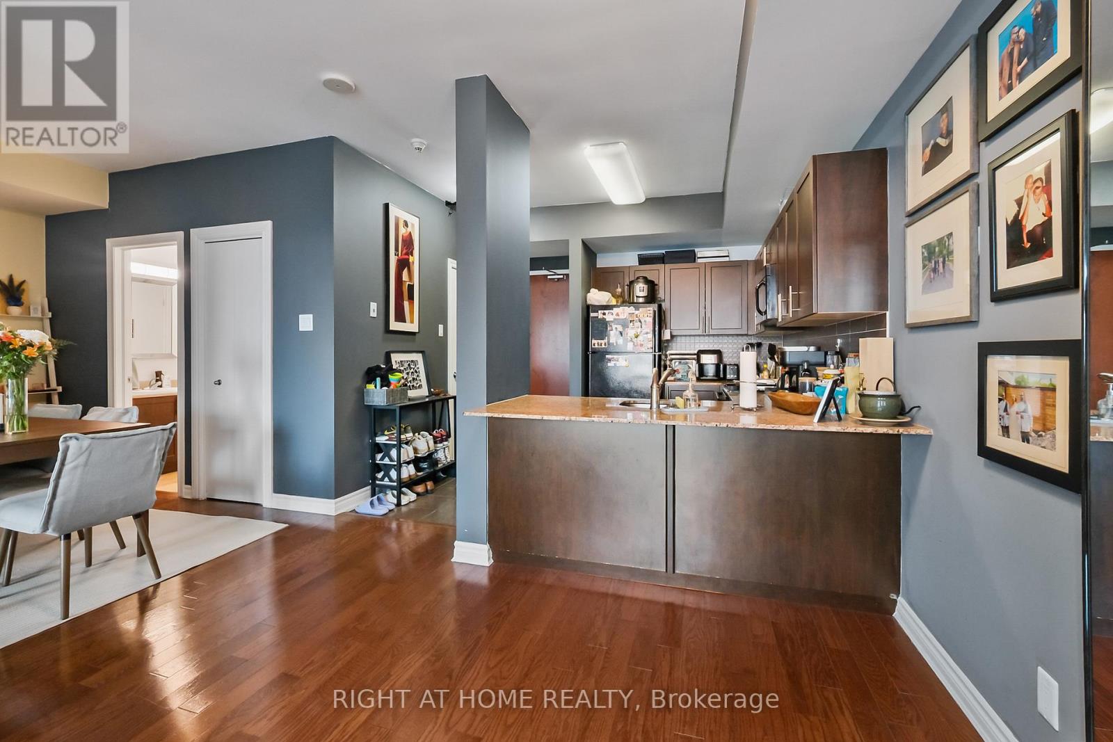 2302 - 234 Rideau Street, Ottawa, Ontario  K1N 0A9 - Photo 14 - X12930426