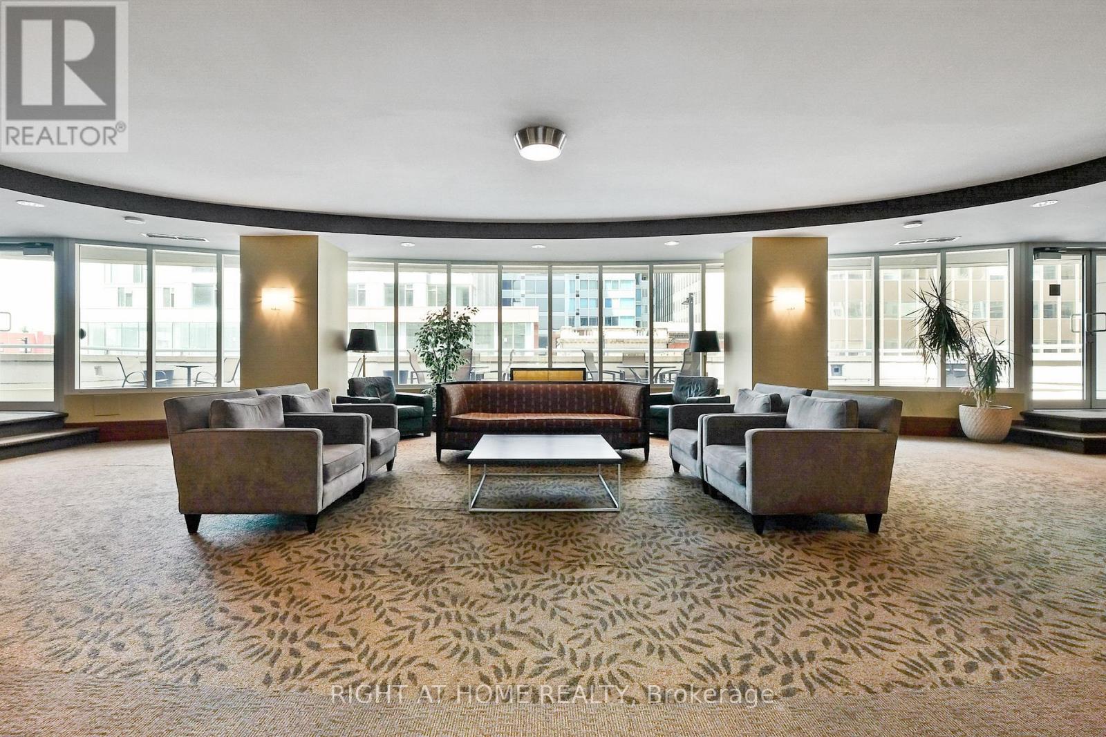 2302 - 234 Rideau Street, Ottawa, Ontario  K1N 0A9 - Photo 34 - X12930426