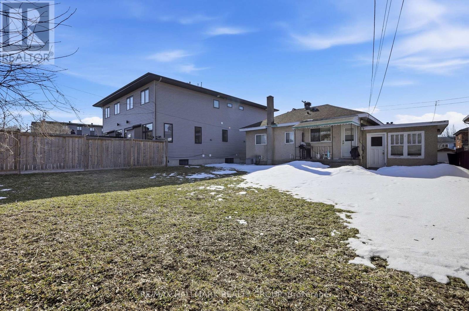 211 Columbus Avenue, Ottawa, Ontario  K1K 1P7 - Photo 5 - X12930446