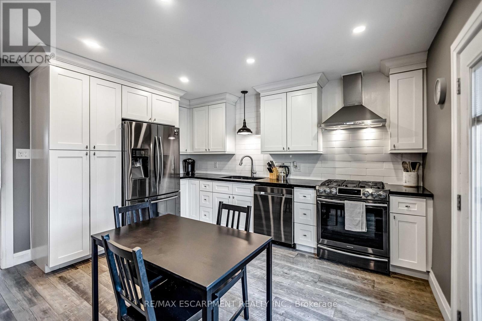 280 Quigley Street, Hamilton, Ontario  L8K 5N1 - Photo 11 - X12930294