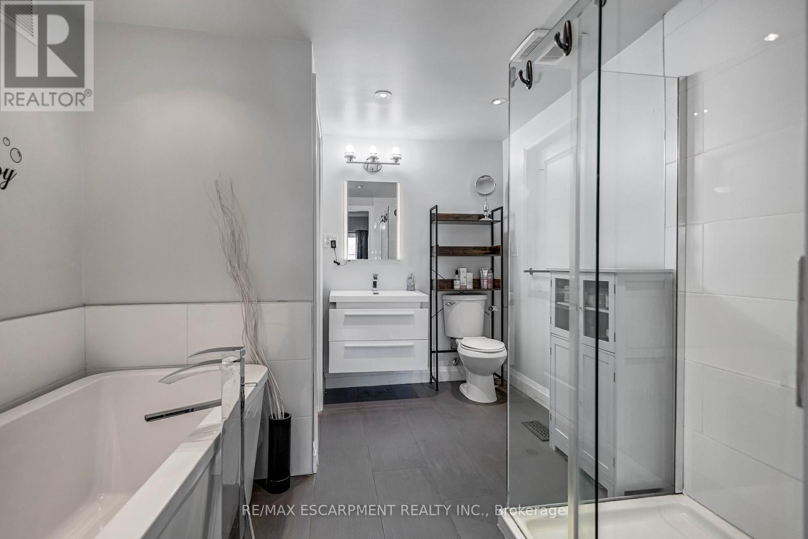 280 Quigley Street, Hamilton, Ontario  L8K 5N1 - Photo 21 - X12930294