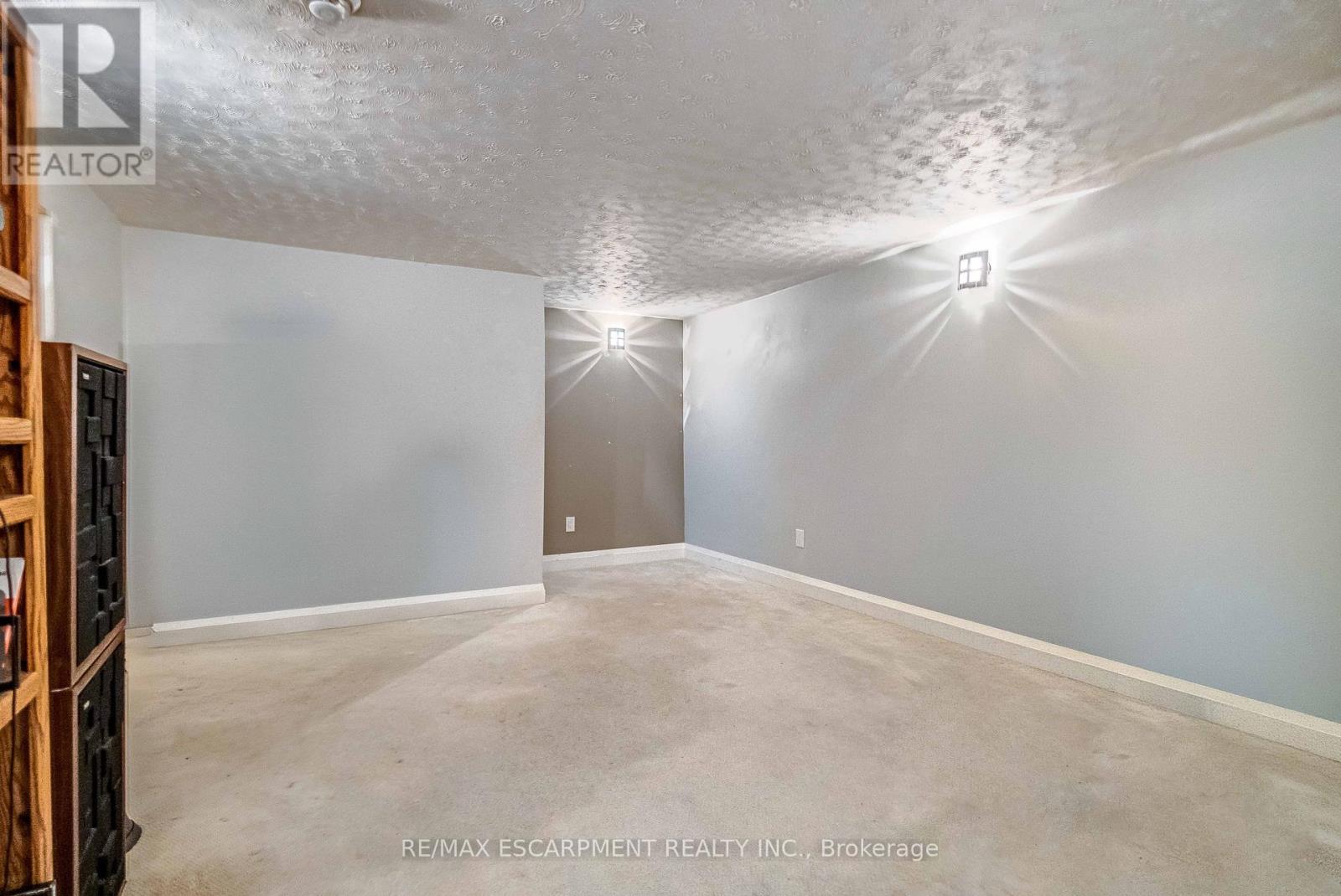 280 Quigley Street, Hamilton, Ontario  L8K 5N1 - Photo 33 - X12930294