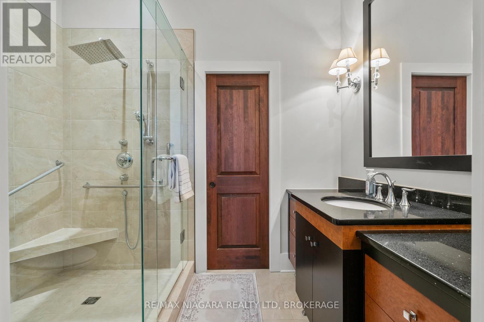 13 Colonel Cohoe Street, Niagara-On-The-Lake, Ontario  L0S 1J0 - Photo 20 - X12930314