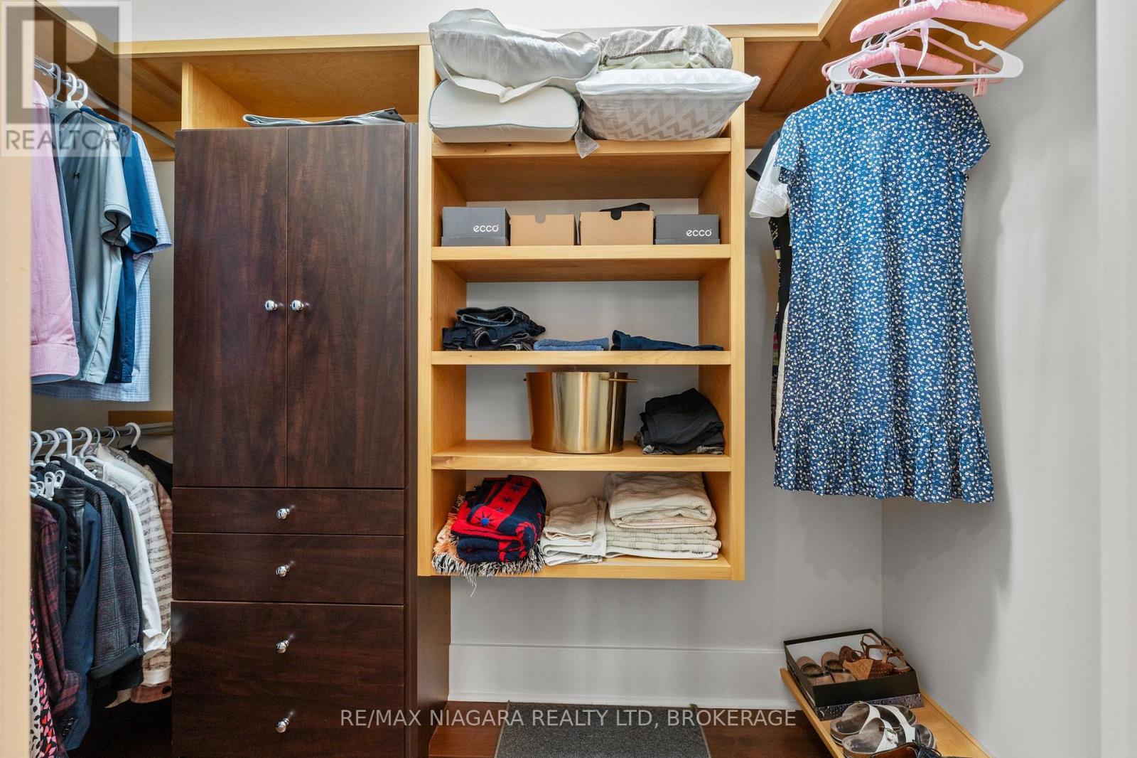 13 Colonel Cohoe Street, Niagara-On-The-Lake, Ontario  L0S 1J0 - Photo 21 - X12930314