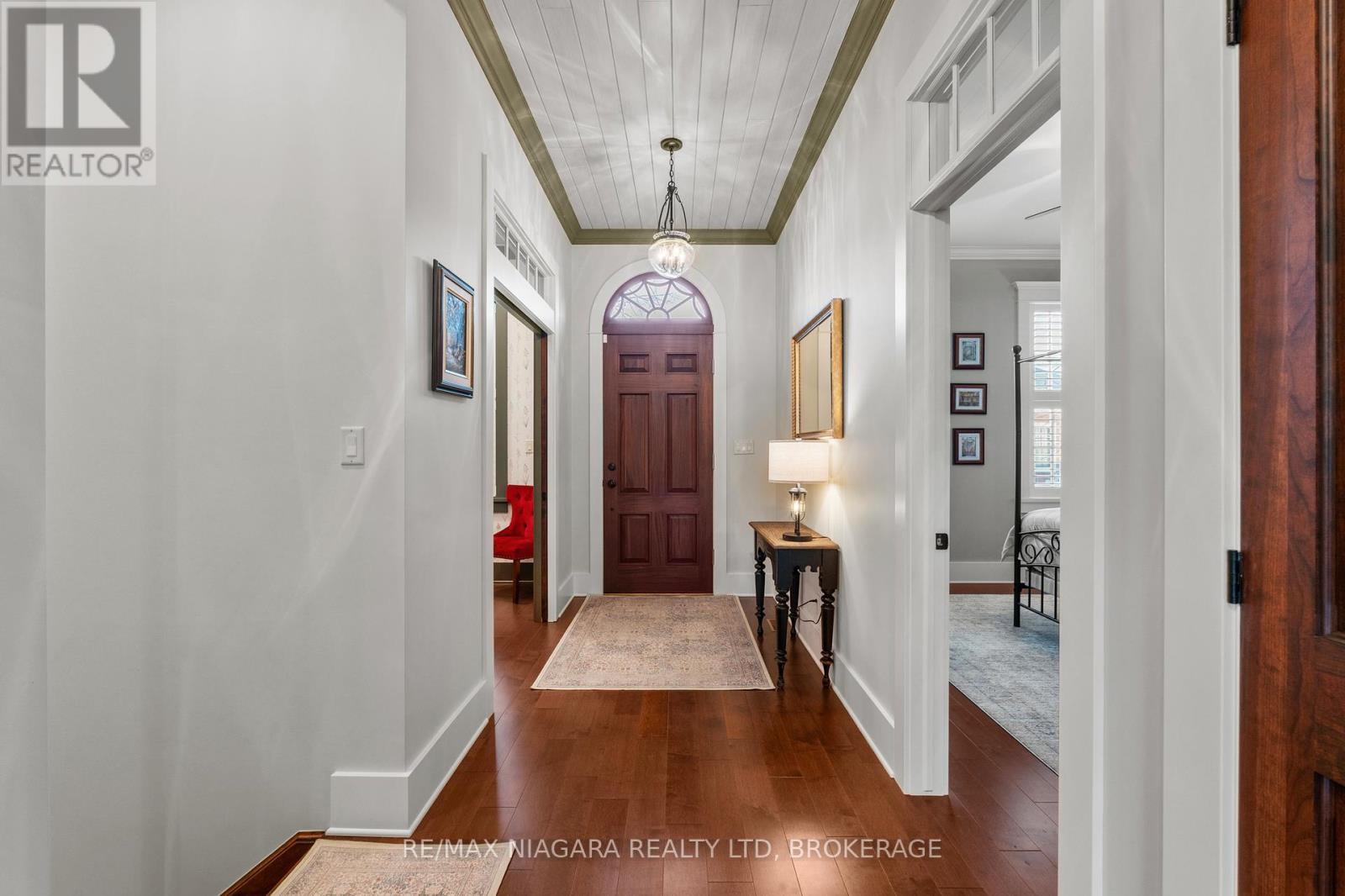 13 Colonel Cohoe Street, Niagara-On-The-Lake, Ontario  L0S 1J0 - Photo 4 - X12930314