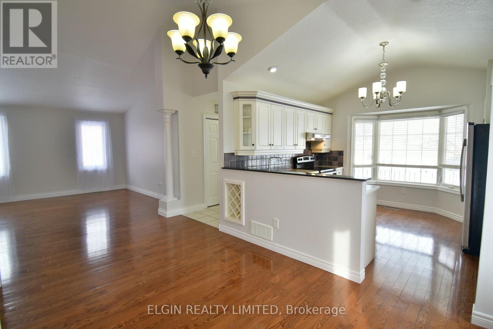 578 Wellington Street, St. Thomas, Ontario  N5R 6E1 - Photo 4 - X12756538