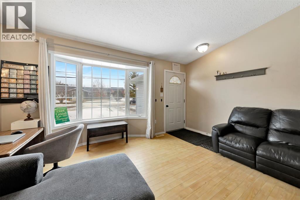 207 3rd Avenue E, Neilburg, Saskatchewan  S0M 2C0 - Photo 4 - A2294907