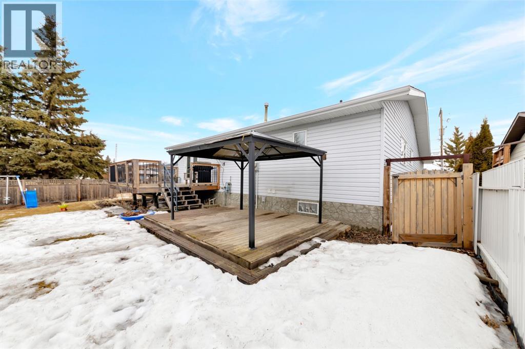 207 3rd Avenue E, Neilburg, Saskatchewan  S0M 2C0 - Photo 35 - A2294907