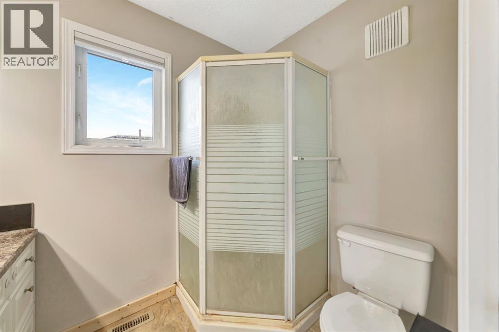 207 3rd Avenue E, Neilburg, Saskatchewan  S0M 2C0 - Photo 19 - A2294907