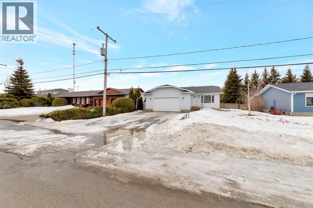 207 3rd Avenue E, Neilburg, Saskatchewan  S0M 2C0 - Photo 47 - A2294907