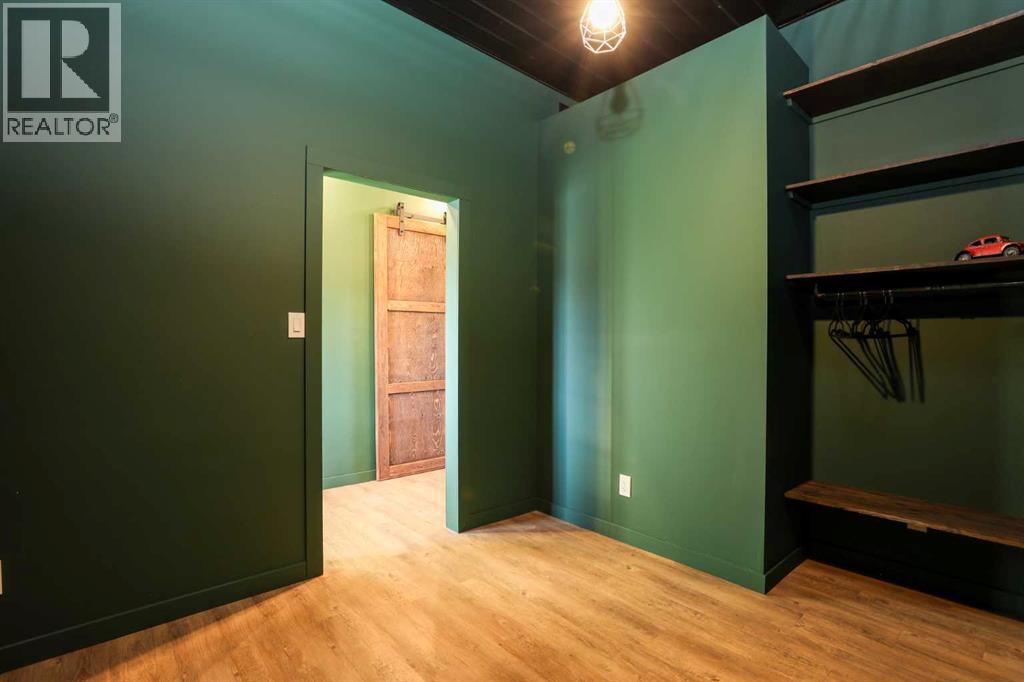 111 4 Avenue, Warner, Alberta  T0K 2L0 - Photo 15 - A2280533