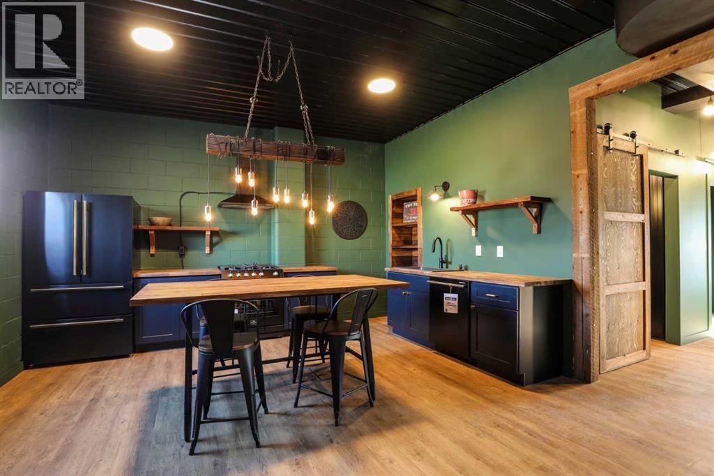111 4 Avenue, Warner, Alberta  T0K 2L0 - Photo 10 - A2280533
