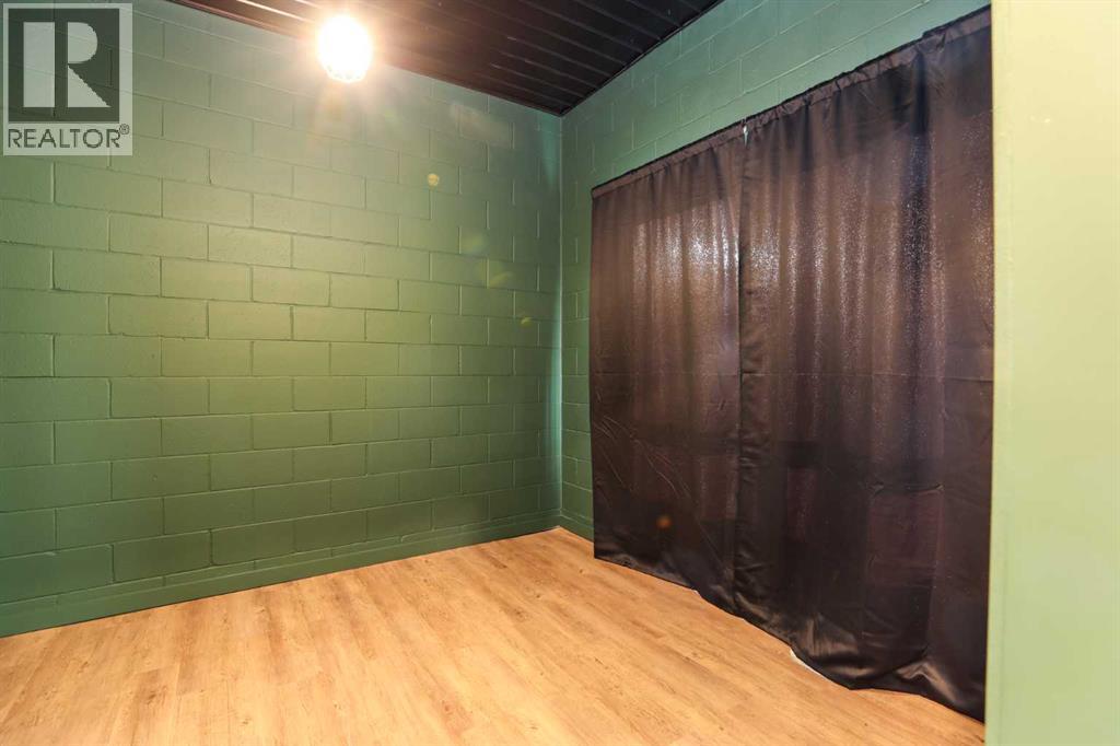 111 4 Avenue, Warner, Alberta  T0K 2L0 - Photo 14 - A2280533