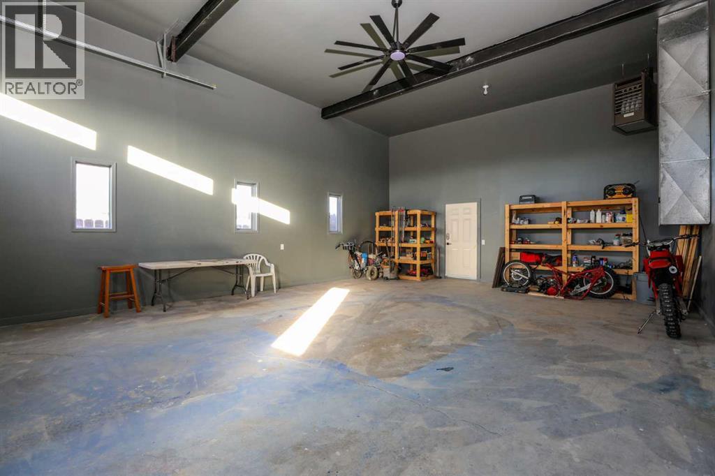 111 4 Avenue, Warner, Alberta  T0K 2L0 - Photo 25 - A2280533