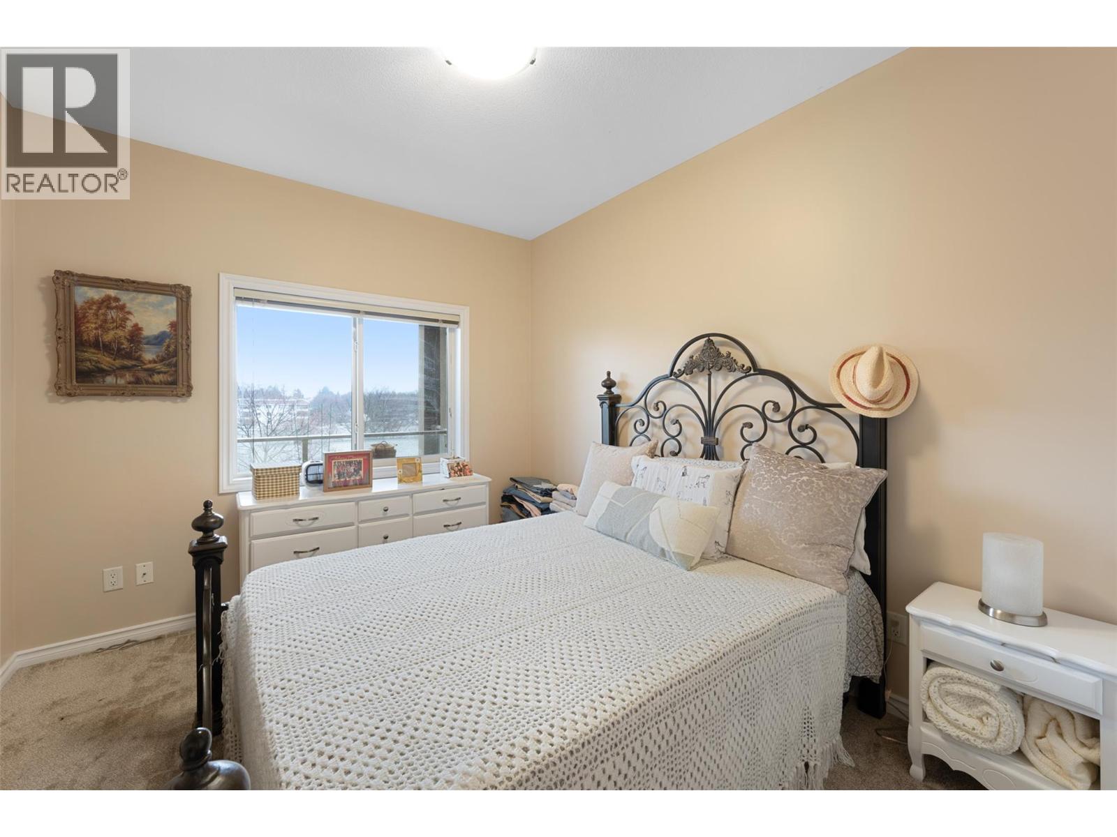 1125 Bernard Avenue Unit# 401, Kelowna, British Columbia  V1Y 6R3 - Photo 12 - 10380488