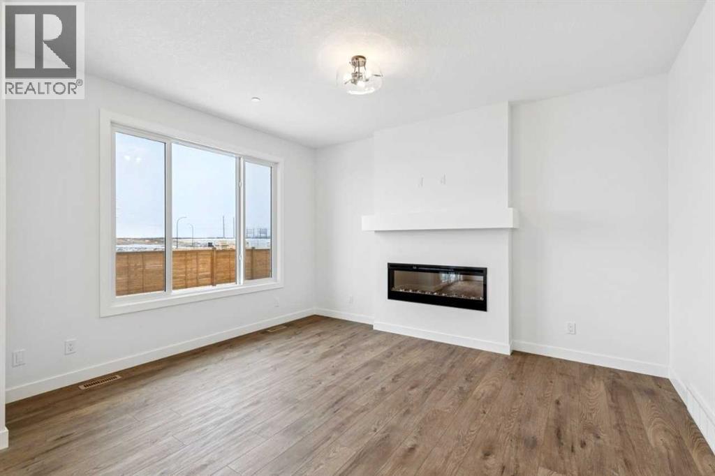 534 Hotchkiss Manor, Calgary, Alberta  T3S 0T2 - Photo 14 - A2288974