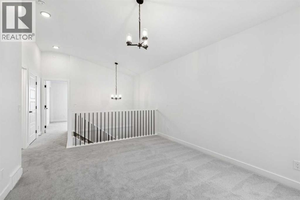 534 Hotchkiss Manor, Calgary, Alberta  T3S 0T2 - Photo 19 - A2288974