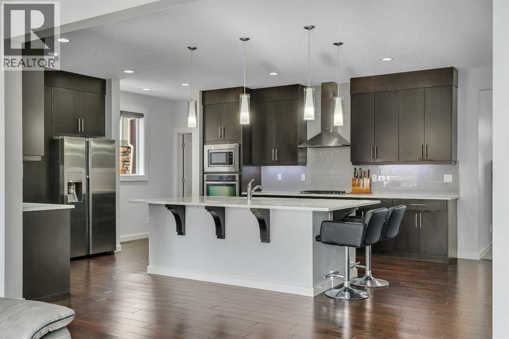 151 Stonemere Green, Chestermere, Alberta  T1X 0S2 - Photo 4 - A2291487