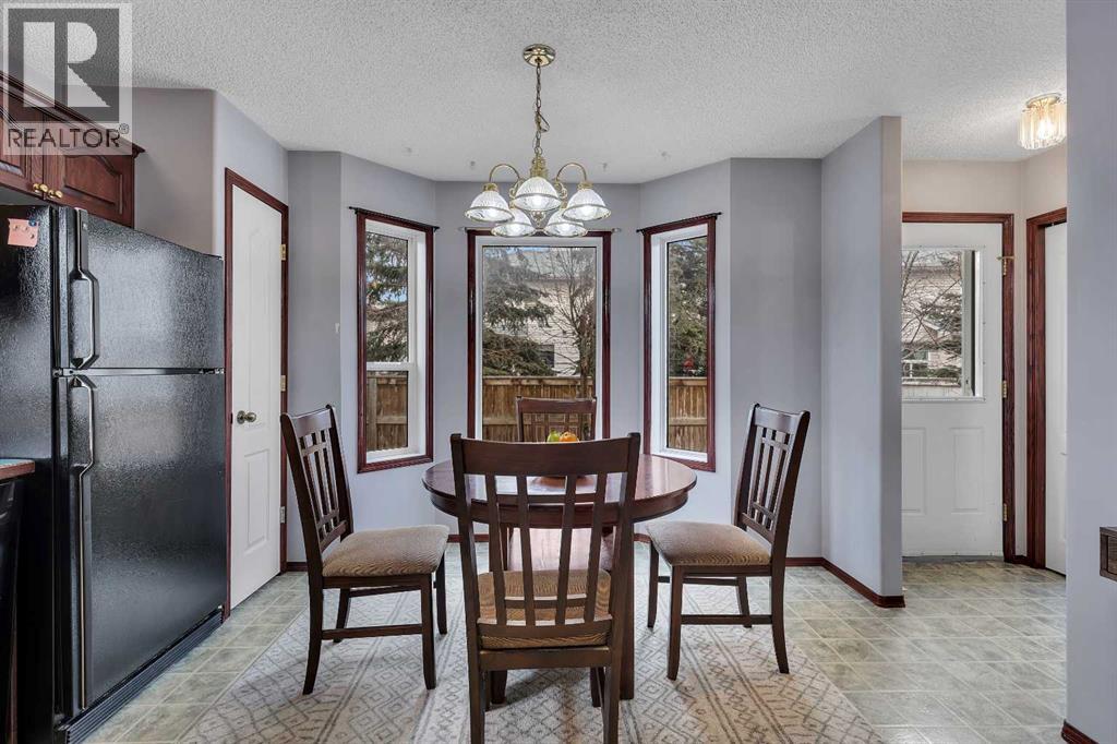 47 Carmel Close Ne, Calgary, Alberta  T1Y 6Z3 - Photo 7 - A2294893