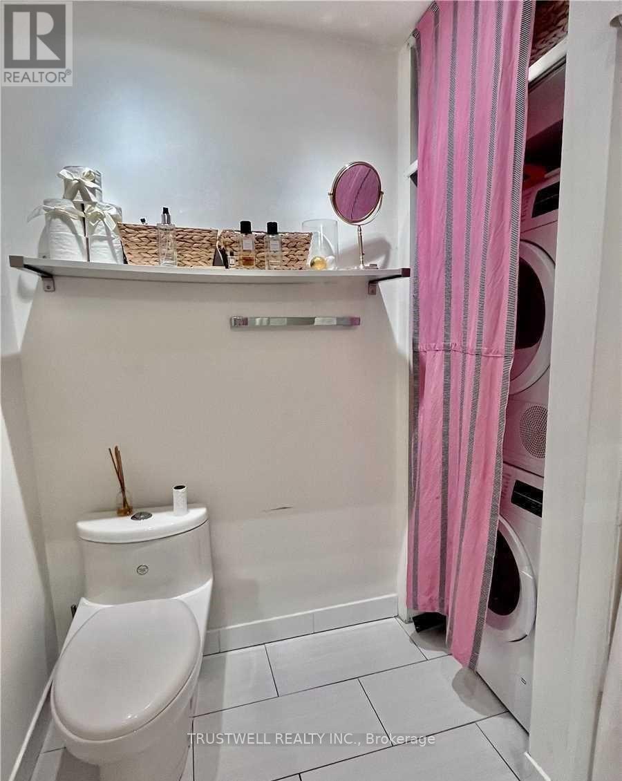 Main - 220 Rose Park Drive, Toronto, Ontario  M4T 1R5 - Photo 17 - C12930356