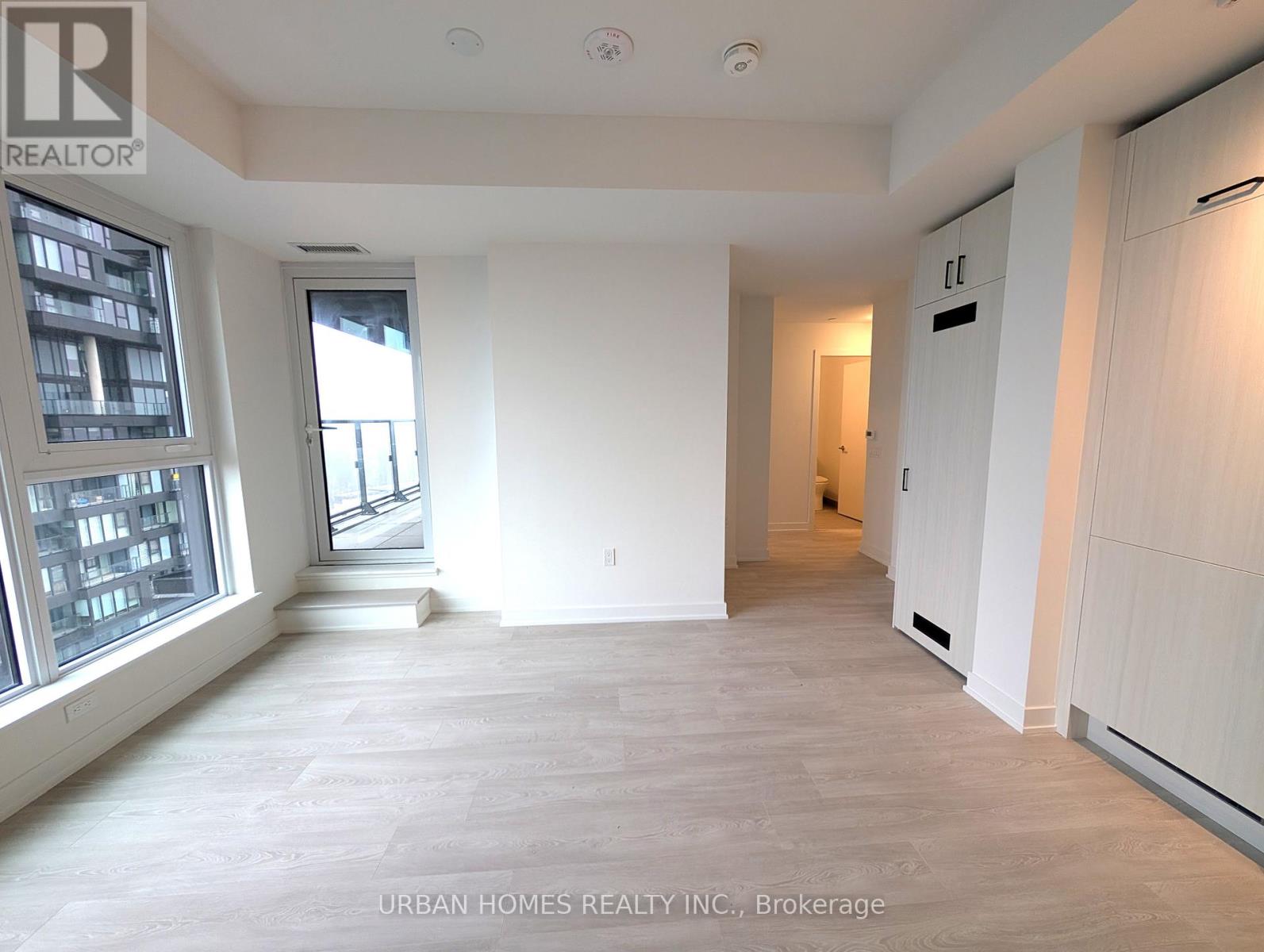 2204 - 1 Quarrington Lane, Toronto, Ontario  M3C 0S4 - Photo 10 - C12930364