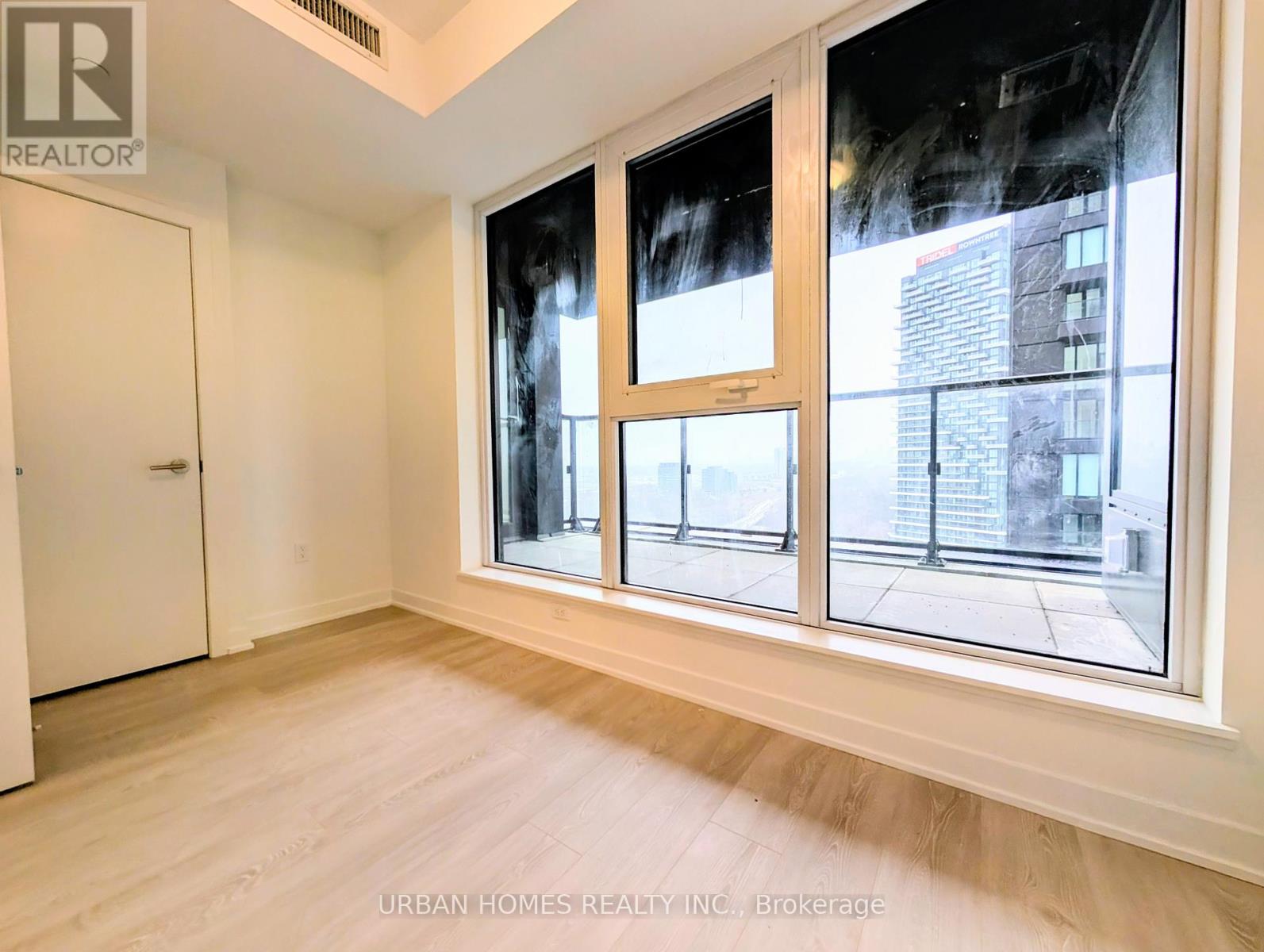 2204 - 1 Quarrington Lane, Toronto, Ontario  M3C 0S4 - Photo 16 - C12930364