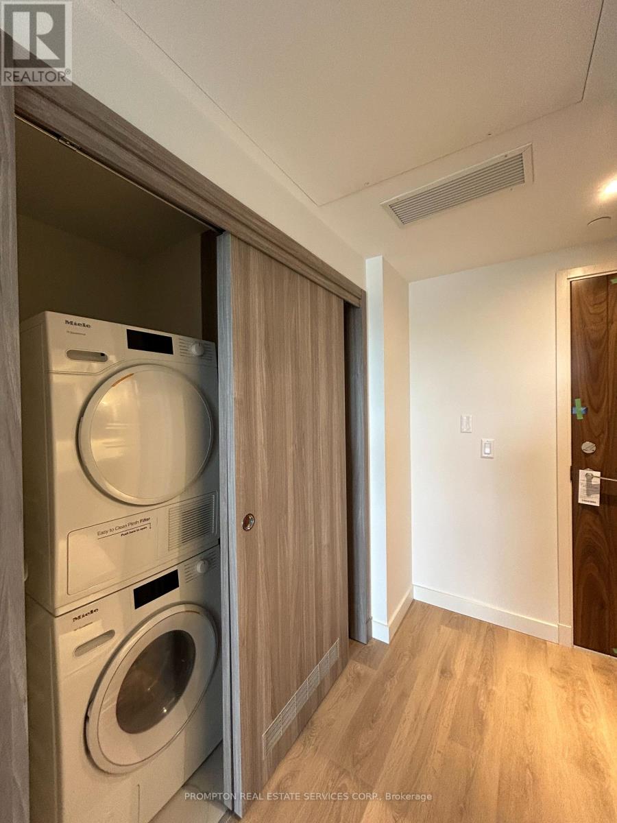 605 - 25 Mcmahon Drive, Toronto, Ontario  M2K 0J1 - Photo 7 - C12930366