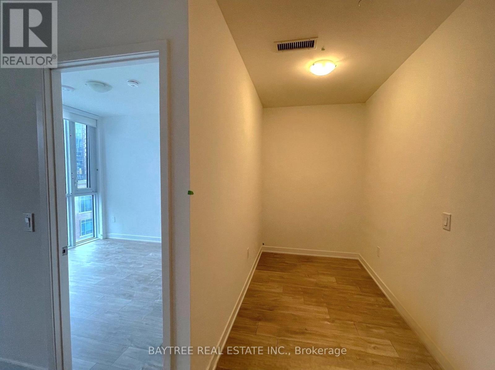 1072 W - 135 Lower Sherbourne Street, Toronto, Ontario  M5A 1Y4 - Photo 3 - C12930438