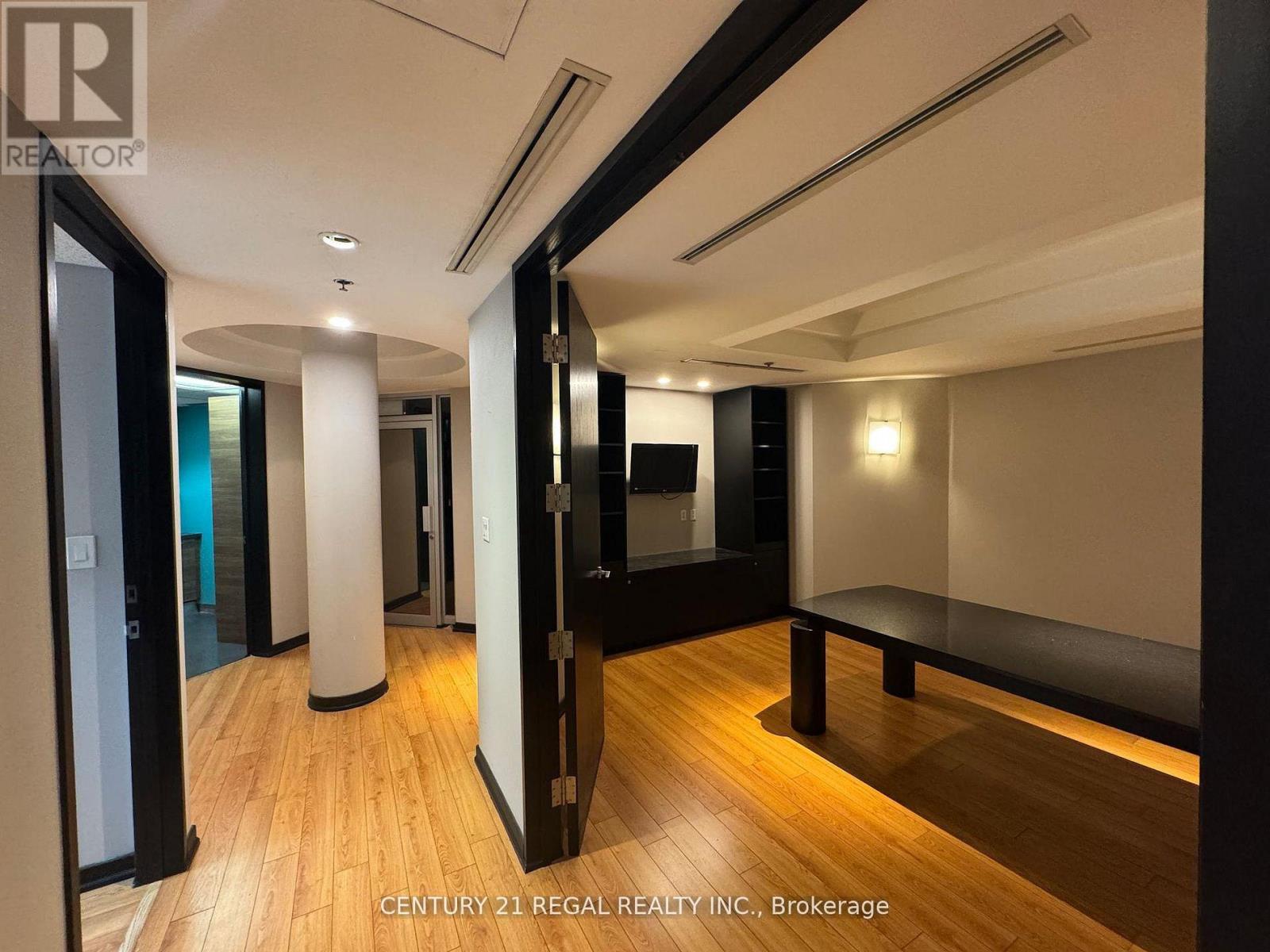 201 - 622 COLLEGE STREET, Toronto, Ontario