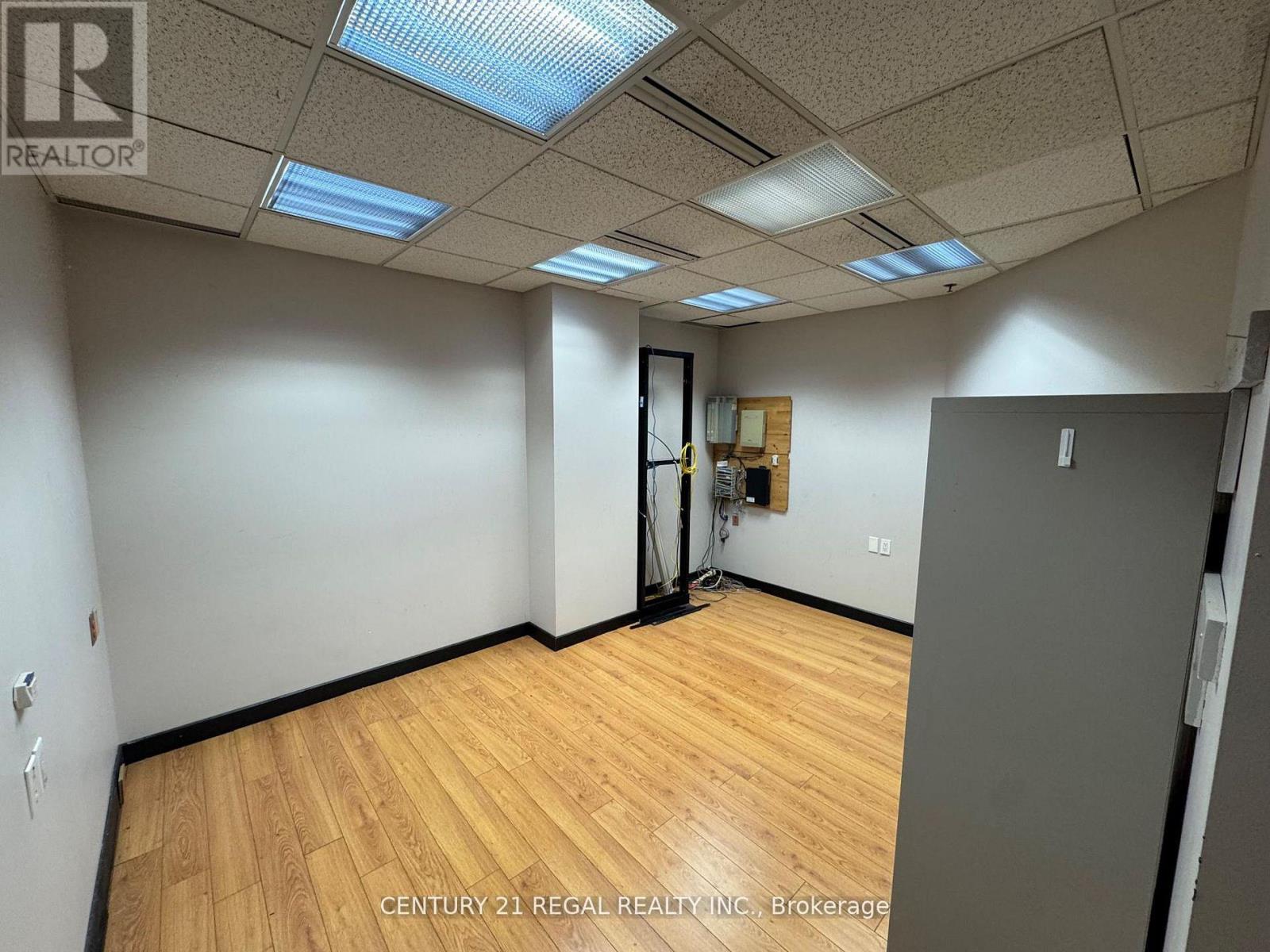 201 - 622 College Street, Toronto, Ontario  M6G 1B4 - Photo 15 - C12930470