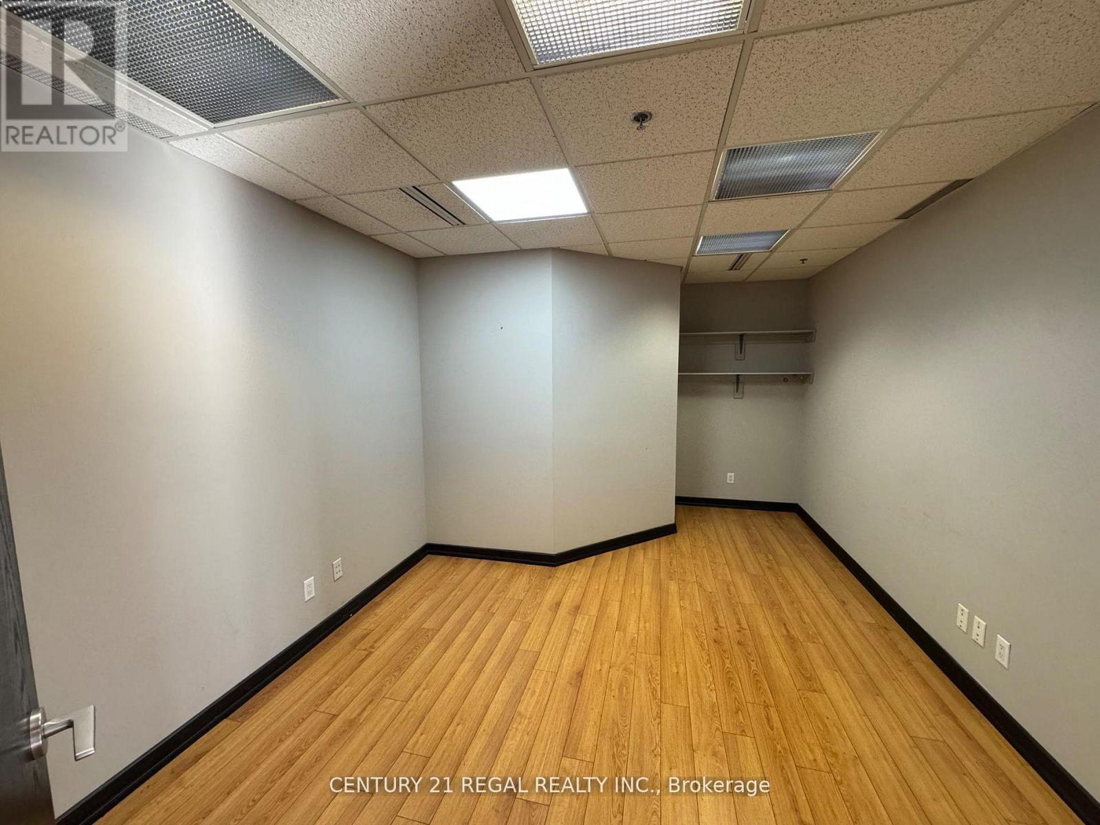 201 - 622 College Street, Toronto, Ontario  M6G 1B4 - Photo 4 - C12930470