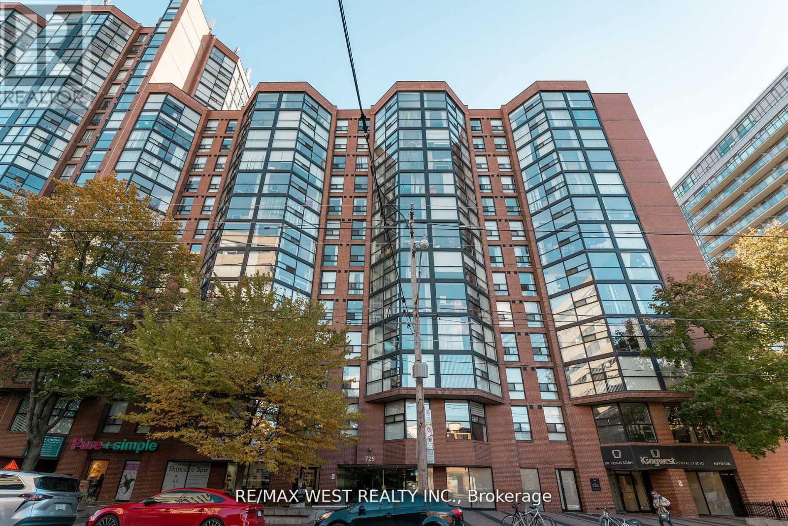 205 - 725 King Street W, Toronto, Ontario  M5V 2W9 - Photo 2 - C12930482