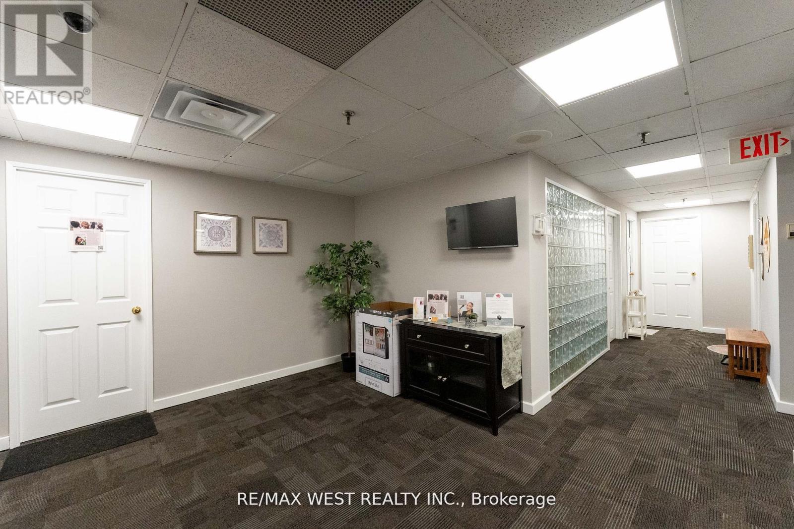 205 - 725 King Street W, Toronto, Ontario  M5V 2W9 - Photo 27 - C12930482