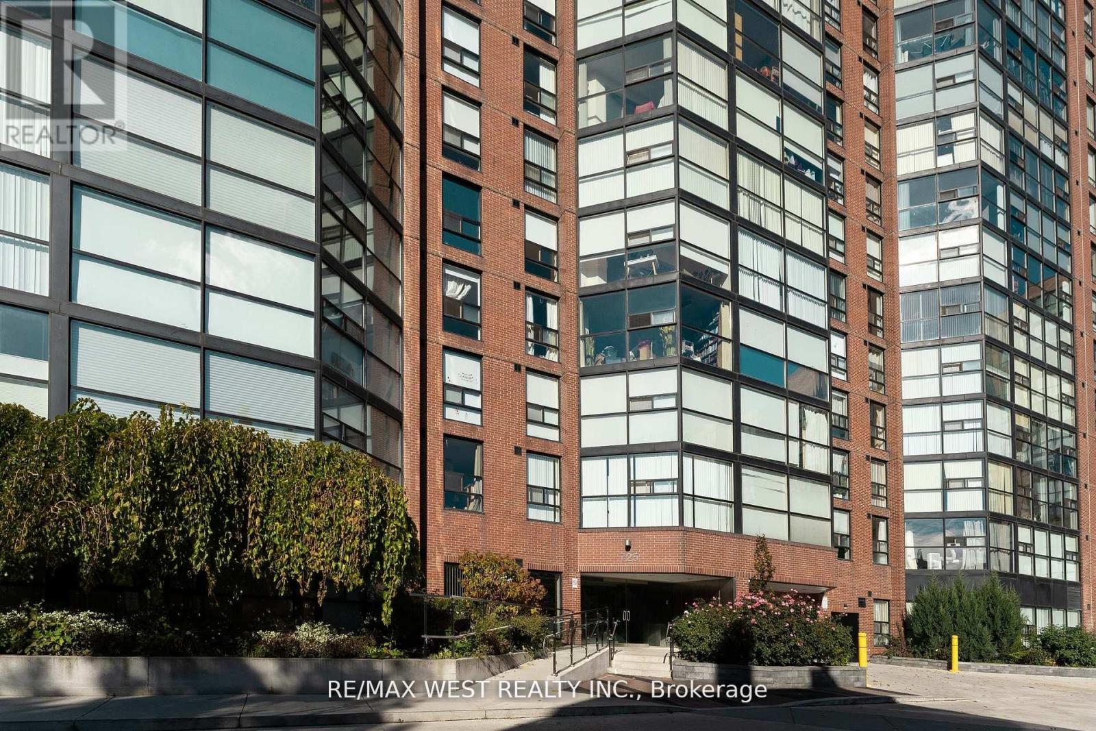 205 - 725 King Street W, Toronto, Ontario  M5V 2W9 - Photo 31 - C12930482