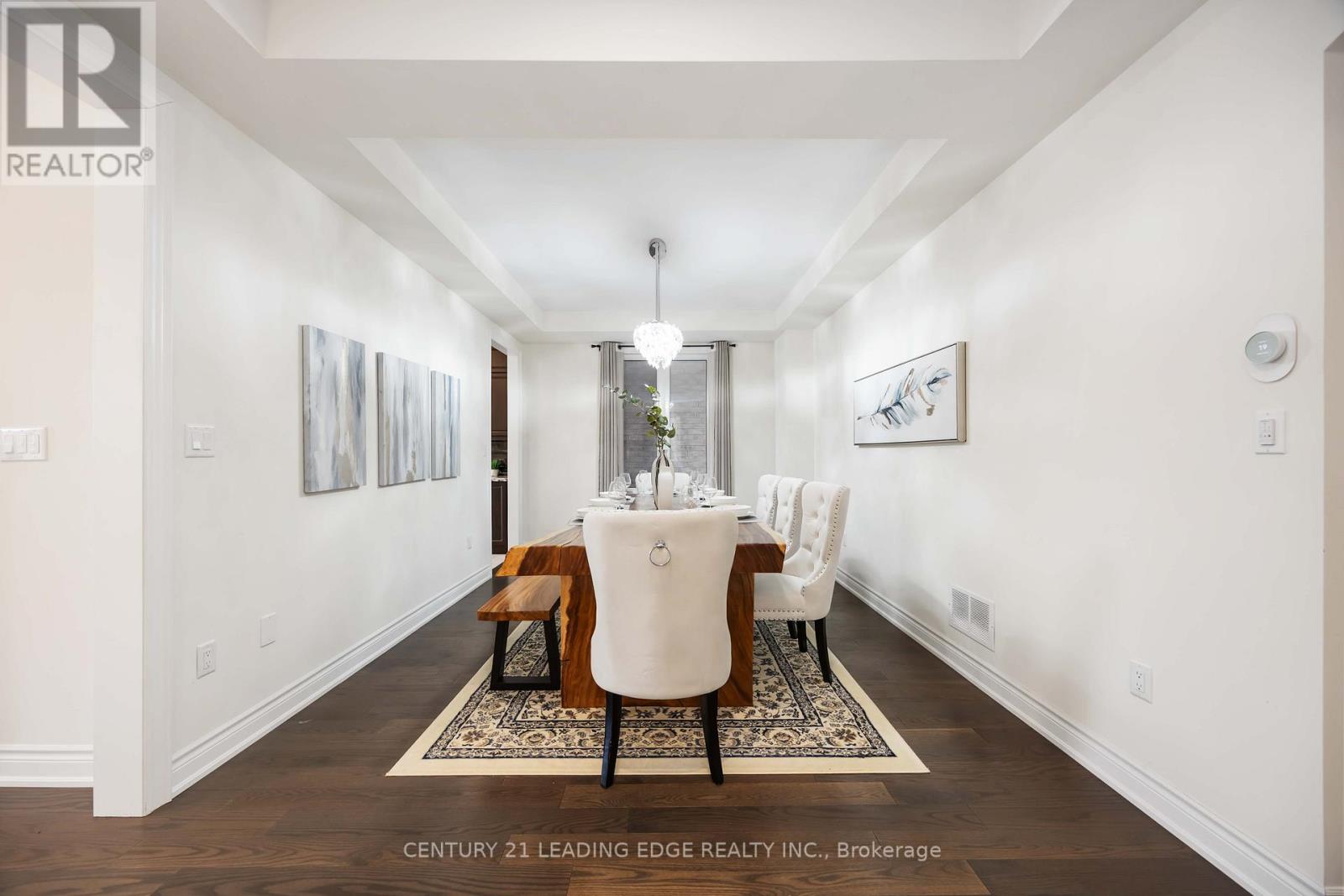 689 Somerville Drive, Newmarket, Ontario  L3X 0J9 - Photo 14 - N12929586