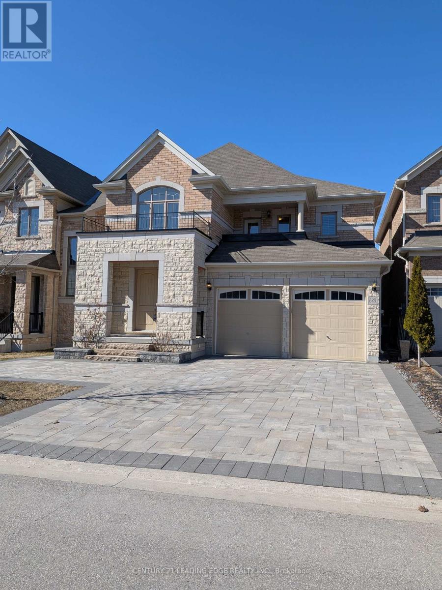 689 SOMERVILLE DRIVE, Newmarket, Ontario