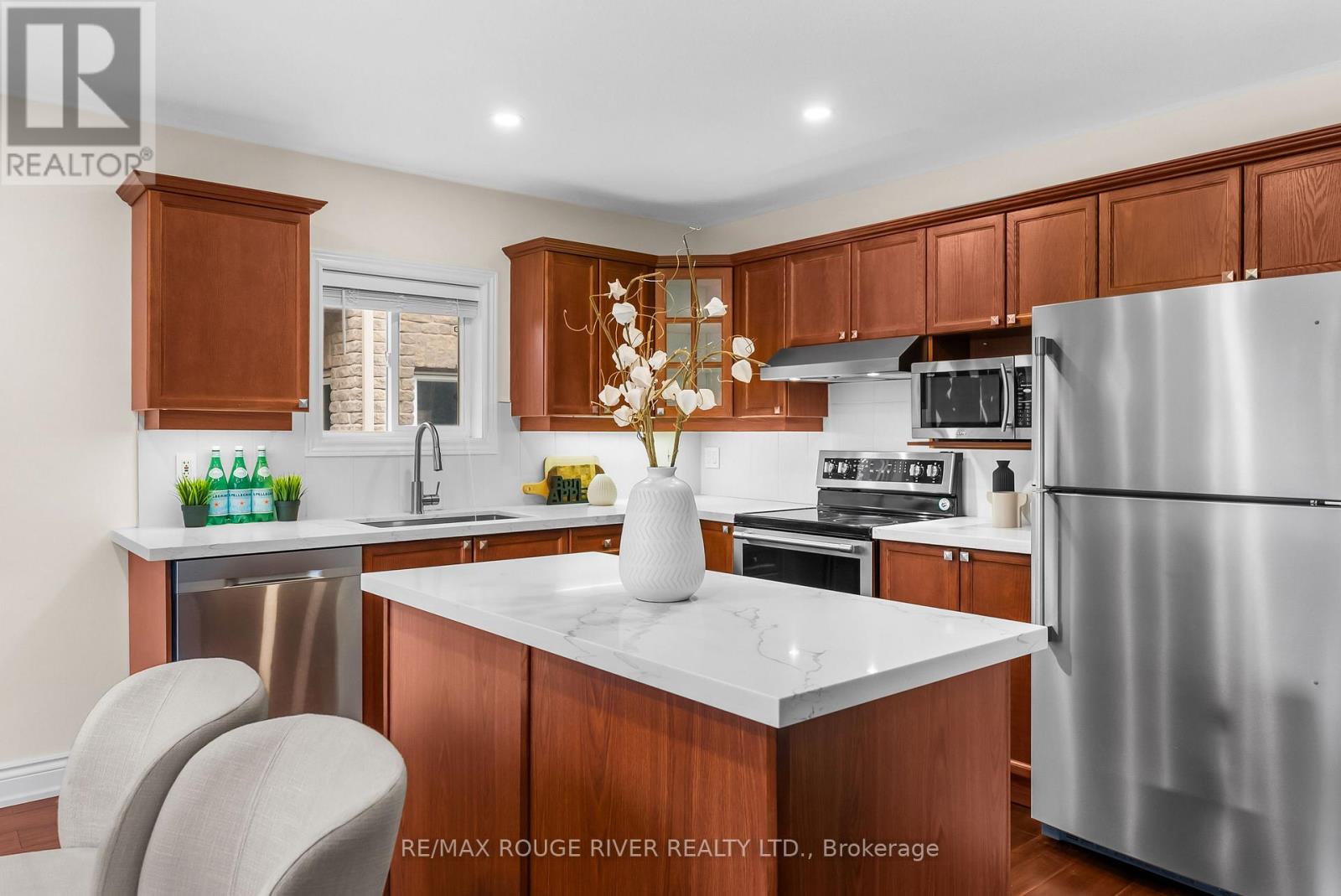 16 Aylesworth Avenue, Clarington, Ontario  L1E 3H2 - Photo 7 - E12930316