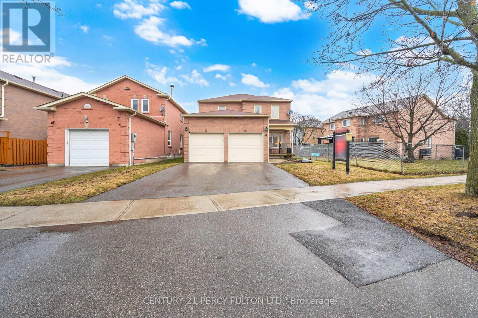 4 Raine Drive, Ajax, Ontario  L1T 3L3 - Photo 2 - E12930344