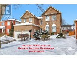 26 WIGSTON COURT, Whitby, Ontario