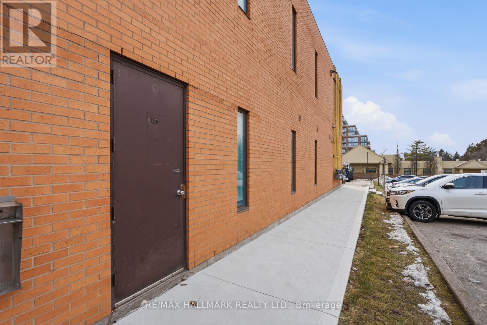 G10 - 2190 Warden Avenue W, Toronto (Tam O'shanter-Sullivan), Ontario  M1T 1V6 - Photo 3 - E12930412