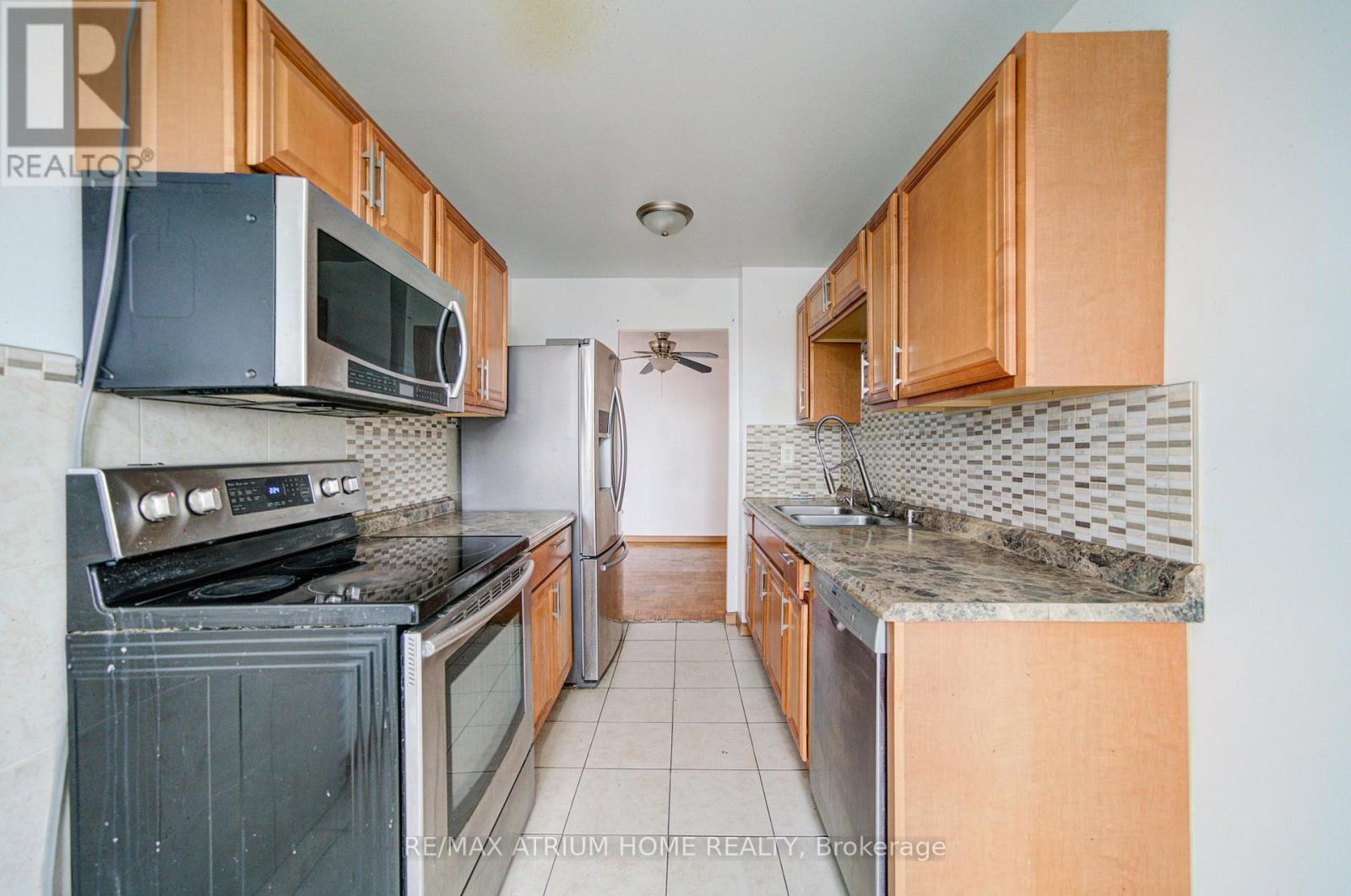 804 - 1101 Pharmacy Avenue, Toronto, Ontario  M1R 2Y3 - Photo 20 - E12930462