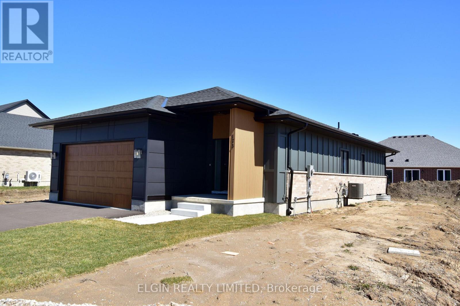 173 Renaissance Drive, St. Thomas, Ontario  N5R 0P1 - Photo 3 - X12906268