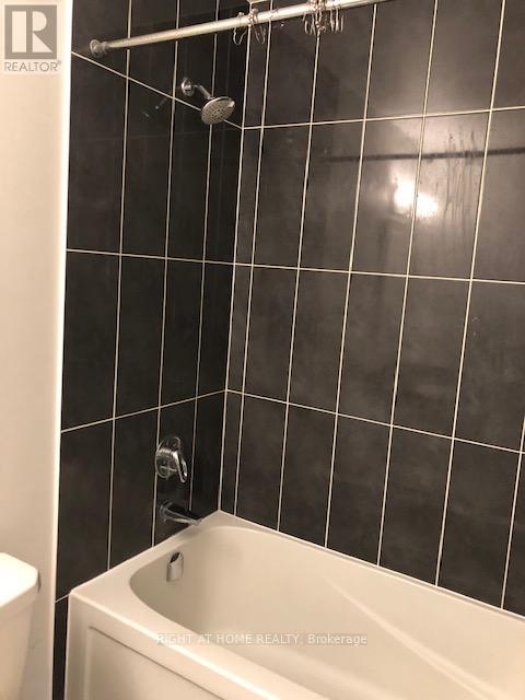 602 - 75 Eglinton Avenue W, Mississauga, Ontario  L5R 0E4 - Photo 16 - W12917696